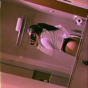 Jarunee Phakdee profile icon