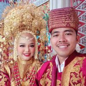 Eka Okvianing Sari profile icon