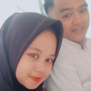 M Holil profile icon