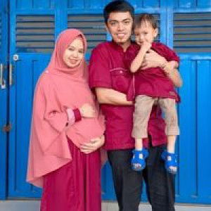 Indah Febriani profile icon