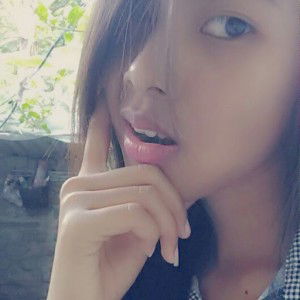 Dwi Wahyuni profile icon