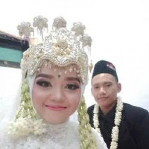 Selvi Selvi profile icon