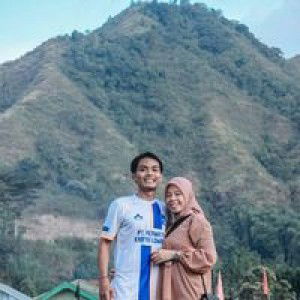 Ella Hma profile icon