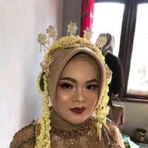 Indah Rahayu profile icon