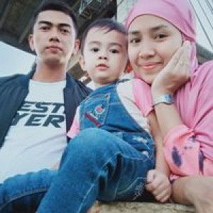 Reza Dwi Oktaviani profile icon