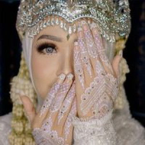 Riani Hidayanti profile icon