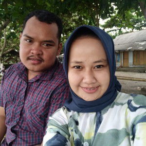 Ira Nadira profile icon