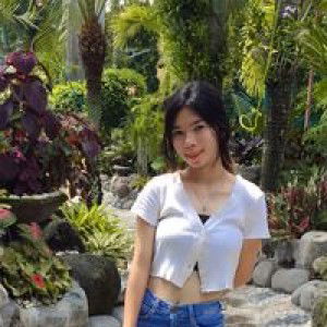 Nicole Rayzel Sinang profile icon