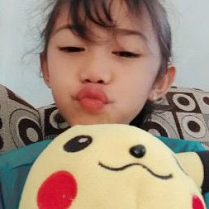 Fitri Arum profile icon