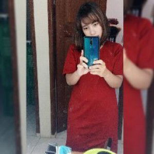 ratna yunita profile icon