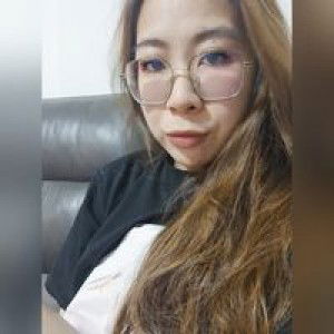 Veron Ng Jia Min profile icon