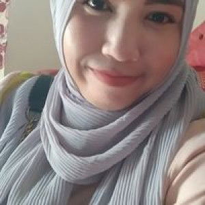 Momy Eza profile icon