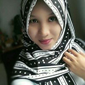 Dhiya Hana Khairunnisa profile icon