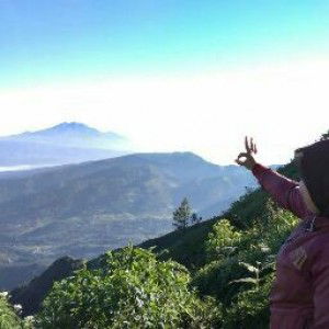 Tri Amiasih profile icon