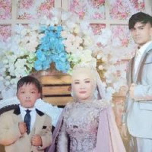 SefTira Dari TigaNama profile icon