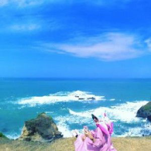 Rini Kurniasari profile icon