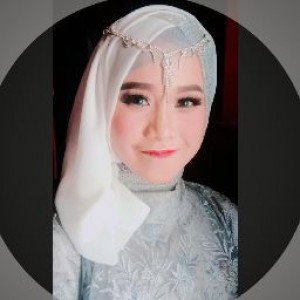 Dewi Novitasari profile icon