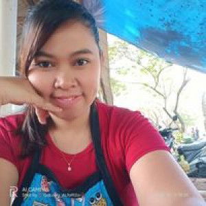 TiNi AlfaRiza profile icon