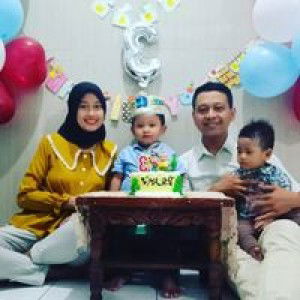 Indahtrinastiti profile icon