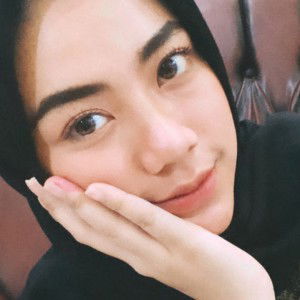 Siti Maesaroh profile icon