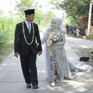 Indach Mawarni profile icon