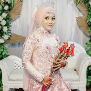 Adek Tarii profile icon