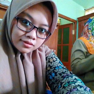 ika imroatul luthfiyah profile icon