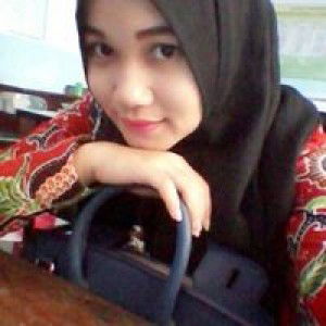 Yuni Ari Yanti profile icon