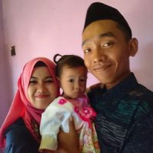 Nur Azizah profile icon