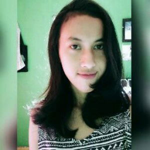 Astrid Astheria Malaihollo profile icon