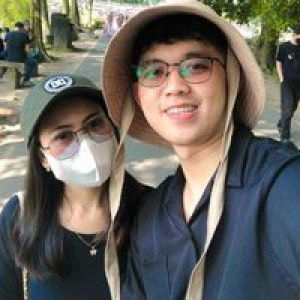 Yeni Romdhoni profile icon