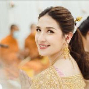 Naruemon Aunjai profile icon