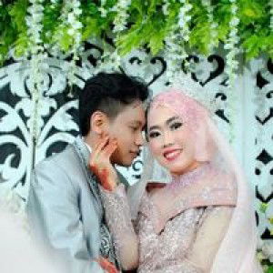 Goresan Pelangi profile icon