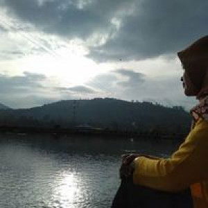 Erli Lisnawati profile icon