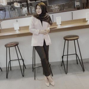 Dewi Puspita Sari profile icon