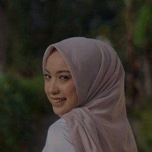 vivi mayesi profile icon