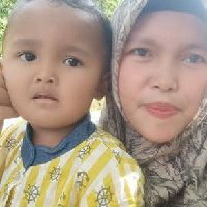 Fitri Yenti profile icon