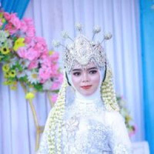 Dina Lestari Anggraeni profile icon