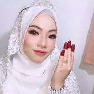 Aish San profile icon