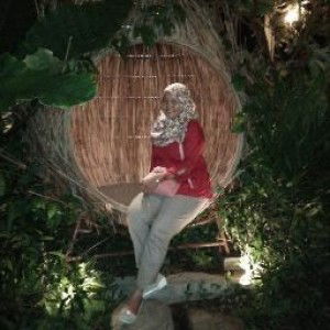 Sri maryati profile icon