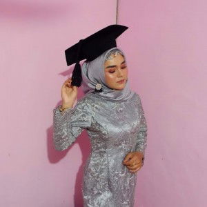 Cici Aulia Sari profile icon