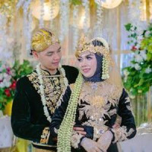 Lutfia Dika profile icon