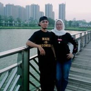 Lastri Rizky profile icon