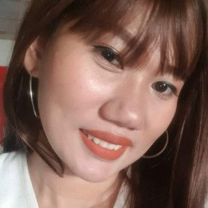 พลอยไพลิน มัธยันต์ profile icon