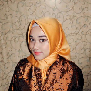 Rina Lutfia Alfisyahrin profile icon