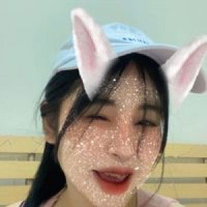 Kunwadee Charoensri profile icon