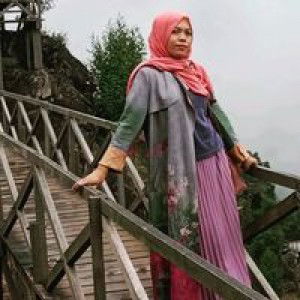 Ella Adriansyah profile icon