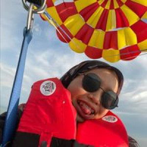 Putri Zaireen profile icon