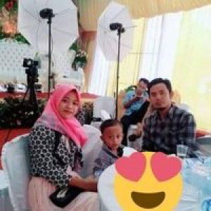 Rosita sayuti profile icon