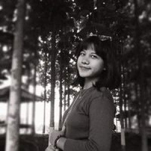 Noni Yulianiie profile icon